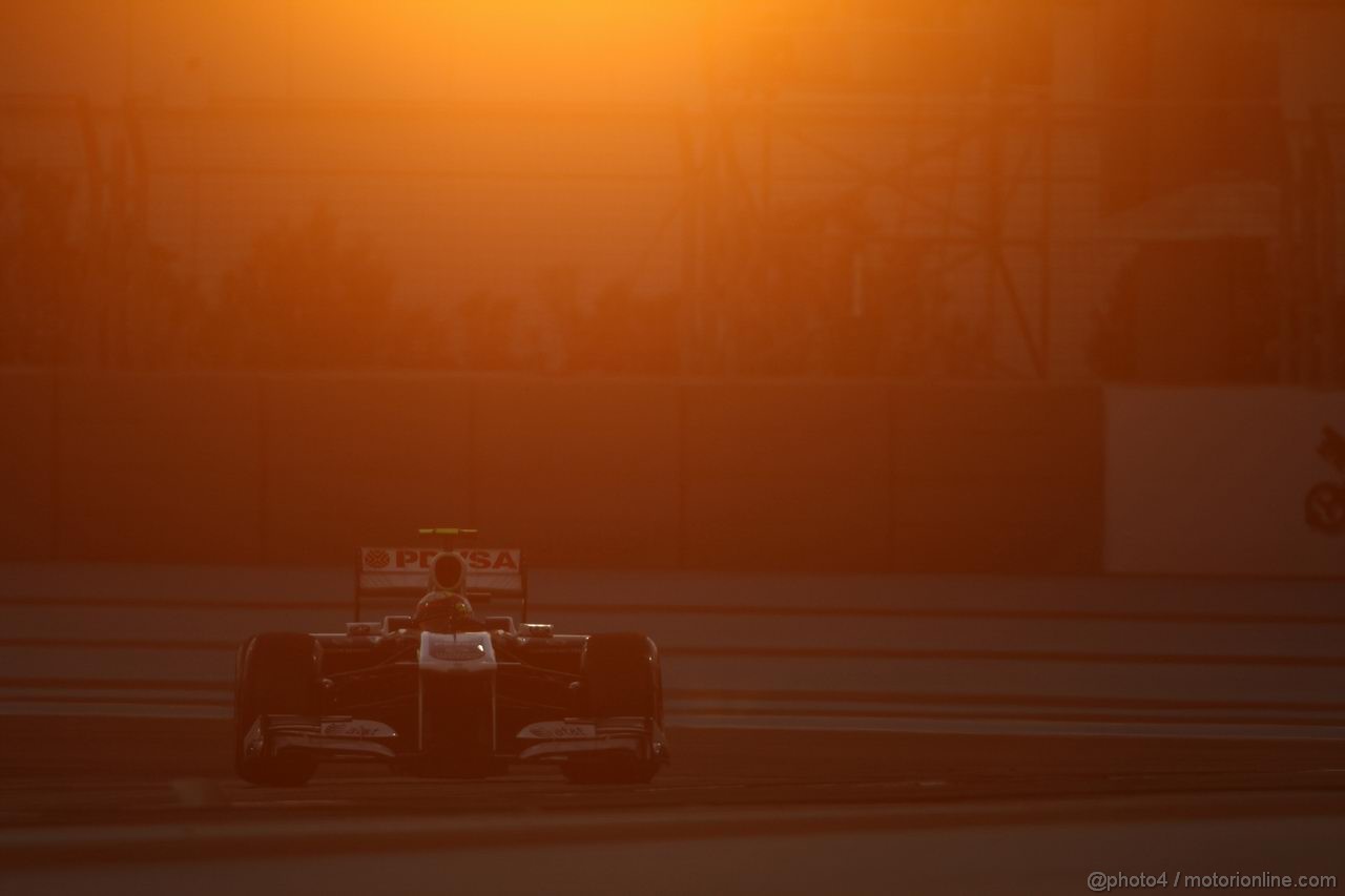 GP ABU DHABI, 11.11.2011- Prove Libere 2, Venerdi', Rubens Barrichello (BRA), Williams FW33