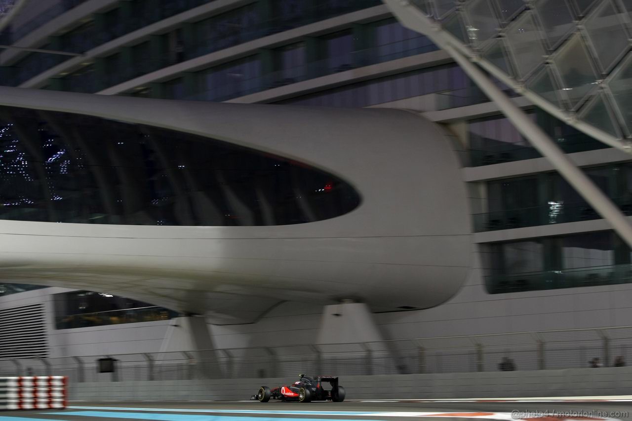 GP ABU DHABI, 11.11.2011- Prove Libere 2, Venerdi', Jenson Button (GBR), McLaren  Mercedes, MP4-26 