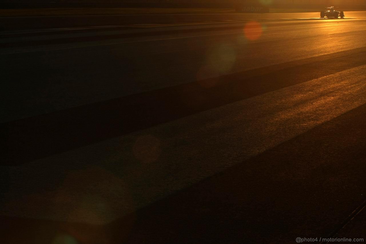 GP ABU DHABI, 11.11.2011- Prove Libere 2, Venerdi', Atmosphere