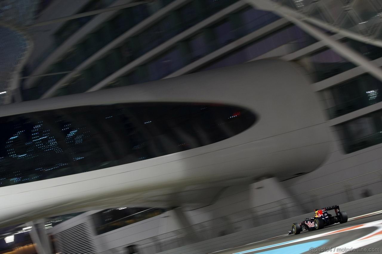 GP ABU DHABI, 11.11.2011- Prove Libere 2, Venerdi', Sebastian Vettel (GER), Red Bull Racing, RB7