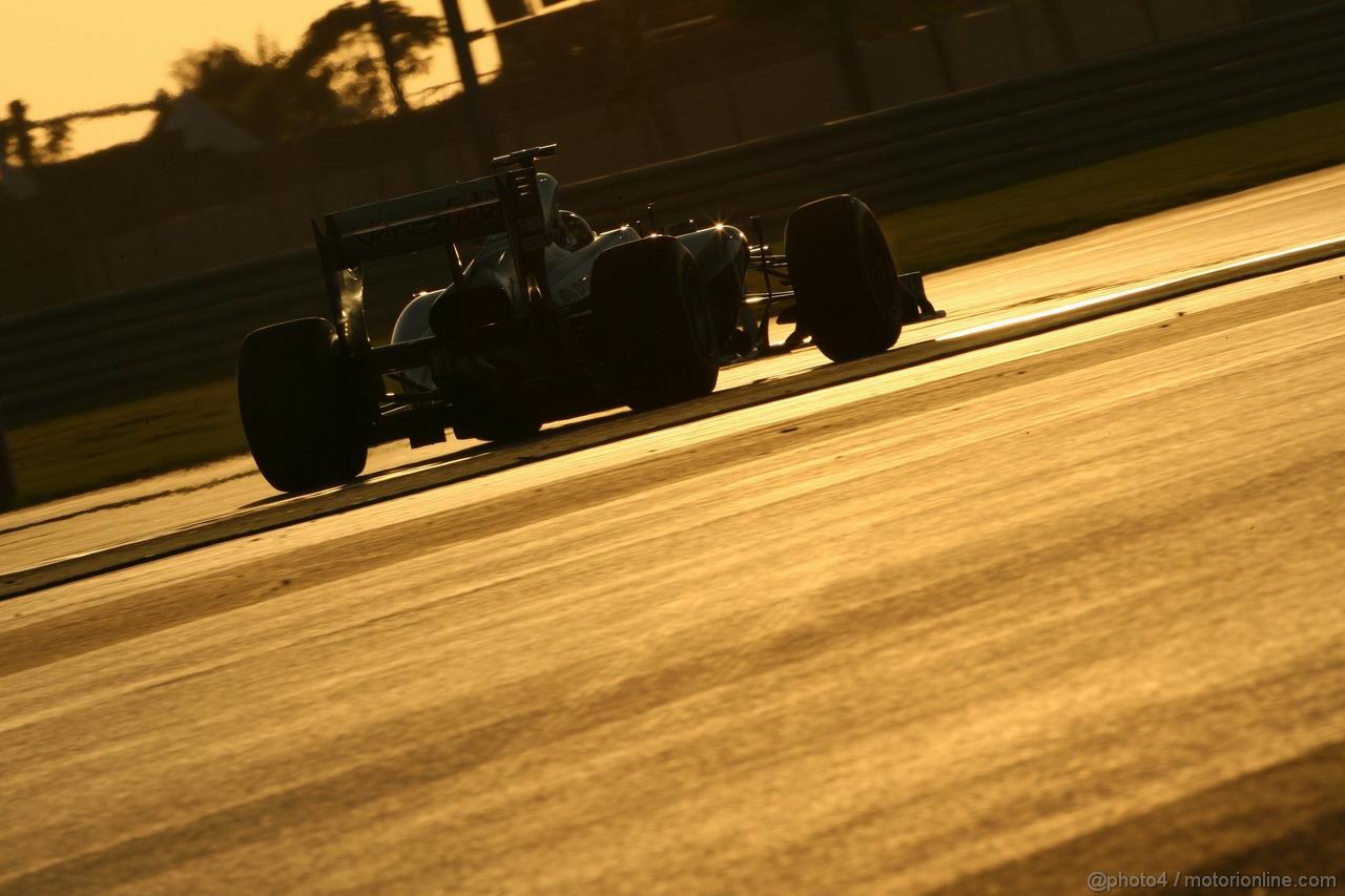 GP ABU DHABI, 11.11.2011- Prove Libere 2, Venerdi', Pastor Maldonado (VEN), Williams FW33