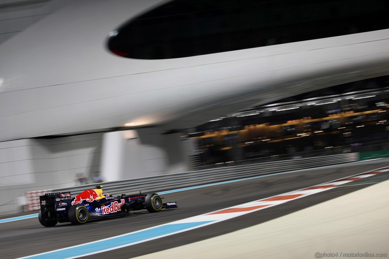 GP ABU DHABI, 11.11.2011- Prove Libere 2, Venerdi', Mark Webber (AUS), Red Bull Racing, RB7