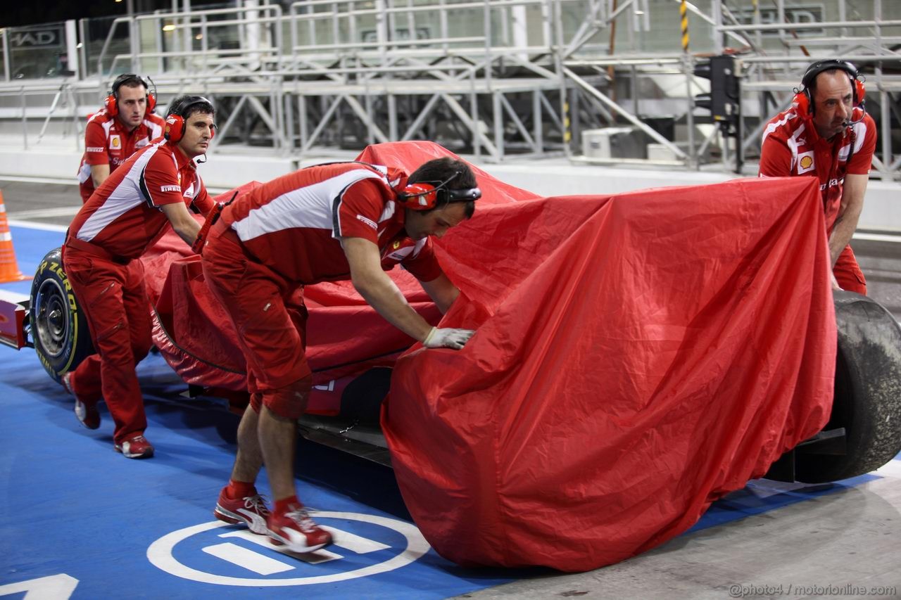 GP ABU DHABI, 11.11.2011- Prove Libere 2, Venerdi', Fernando Alonso (ESP), Ferrari, F-150 Italia
