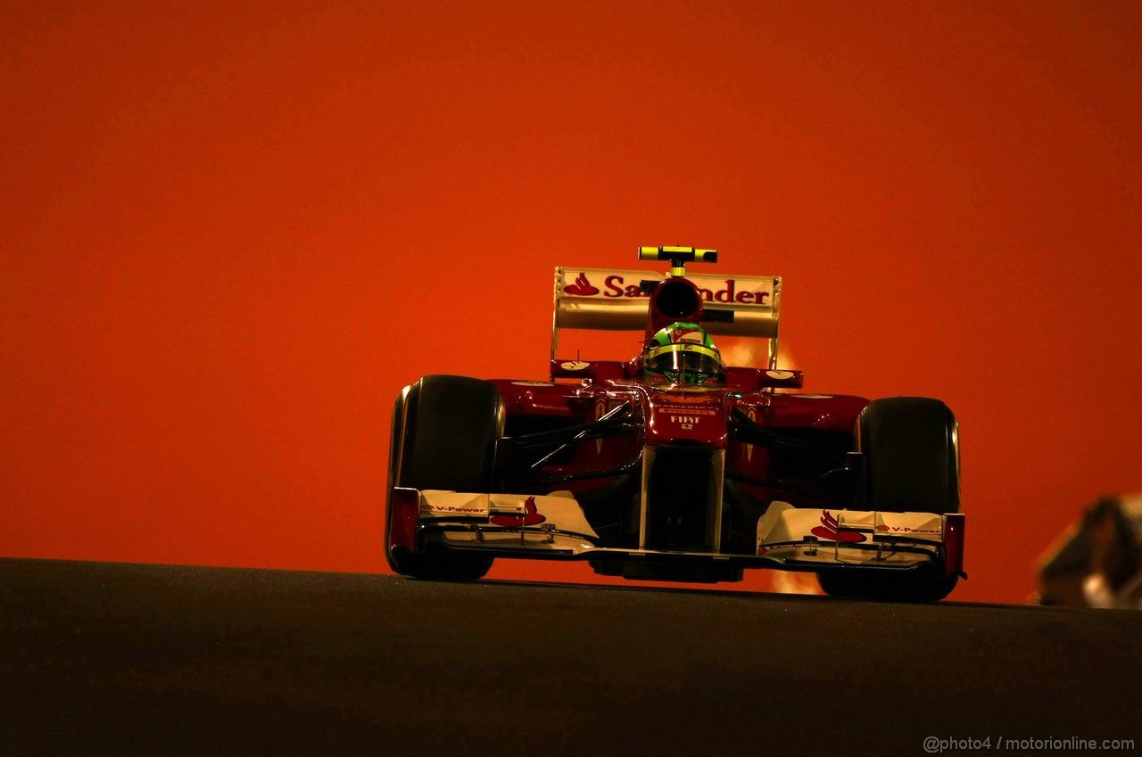 GP ABU DHABI, 11.11.2011- Prove Libere 2, Venerdi', Felipe Massa (BRA), Ferrari, F-150 Italia