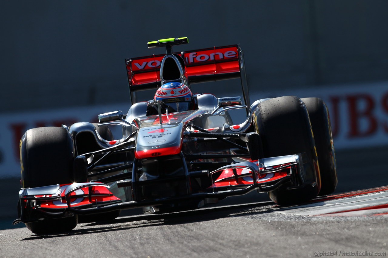 GP ABU DHABI, 11.11.2011- Prove Libere 1, Venerdi', Jenson Button (GBR), McLaren Mercedes, MP4-26