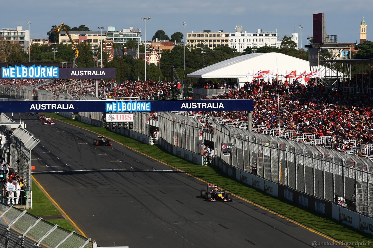 GP AUSTRALIA, 27.03.2011- Gara, Mark Webber (AUS), Red Bull Racing, RB7 