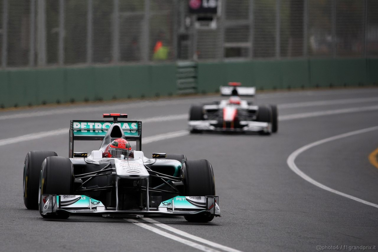 GP AUSTRALIA, 26.03.2011- Prove Libere 3, Sabato, Michael Schumacher (GER), Mercedes GP Petronas F1 Team, MGP W02 