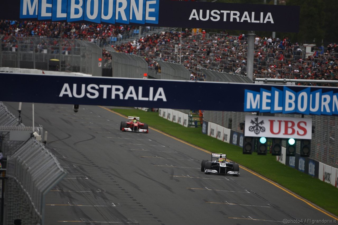 GP AUSTRALIA, 26.03.2011- Qualifiche, Pastor Maldonado (VEN), Williams FW33 e Felipe Massa (BRA), Ferrari, F-150 Italia 