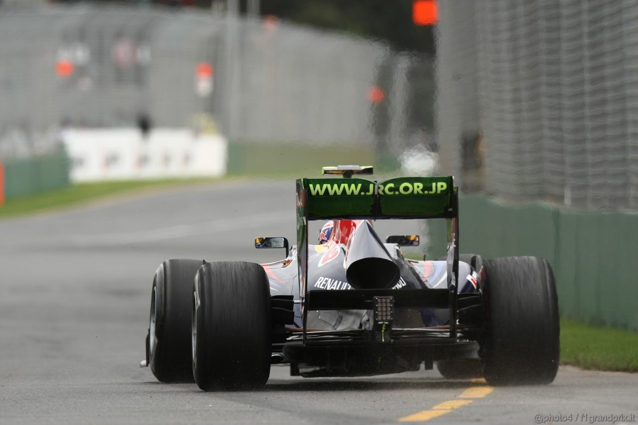 GP AUSTRALIA, 25.03.2011- Prove Libere 1, Venerdi', Mark Webber (AUS), Red Bull Racing, RB7 