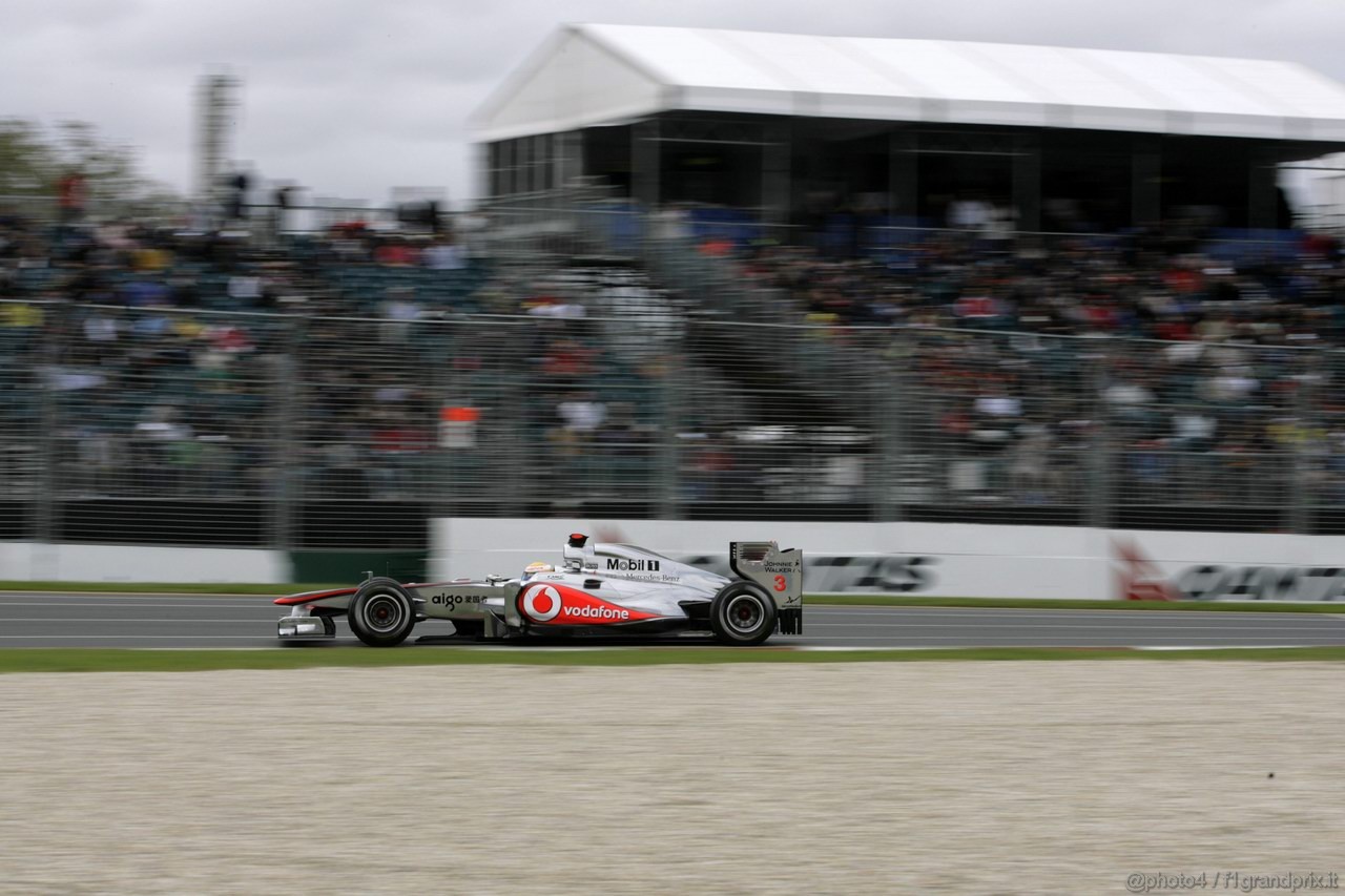 GP AUSTRALIA, 25.03.2011- Prove Libere 1, Venerdi', Lewis Hamilton (GBR), McLaren  Mercedes, MP4-26 