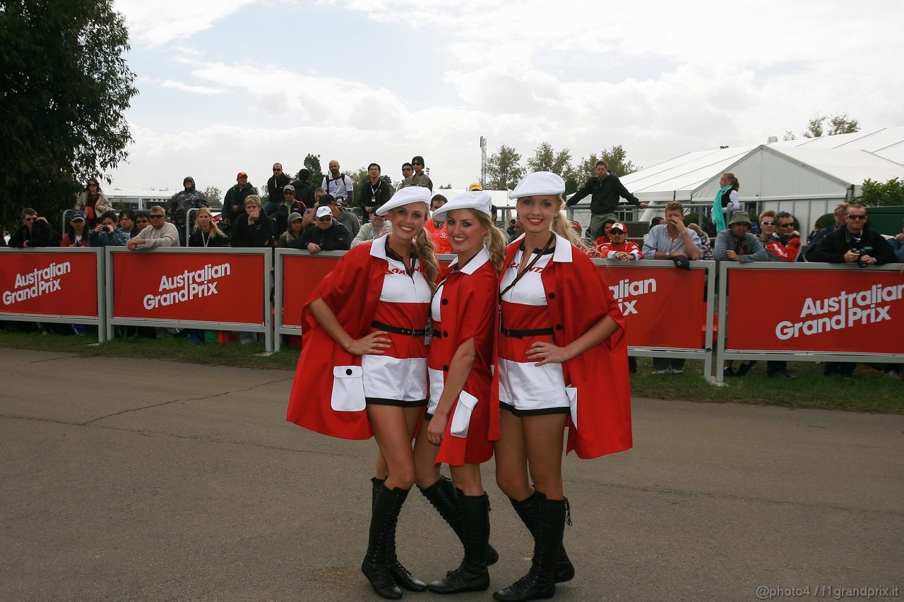 GP AUSTRALIA, 25.03.2011- Prove Libere 1, Venerdi', Ragazzas
