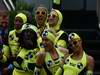 GP AUSTRALIA, 25.03.2011- Prove Libere 1, Venerdi', Atmosphere; colore; girls; ragazze 