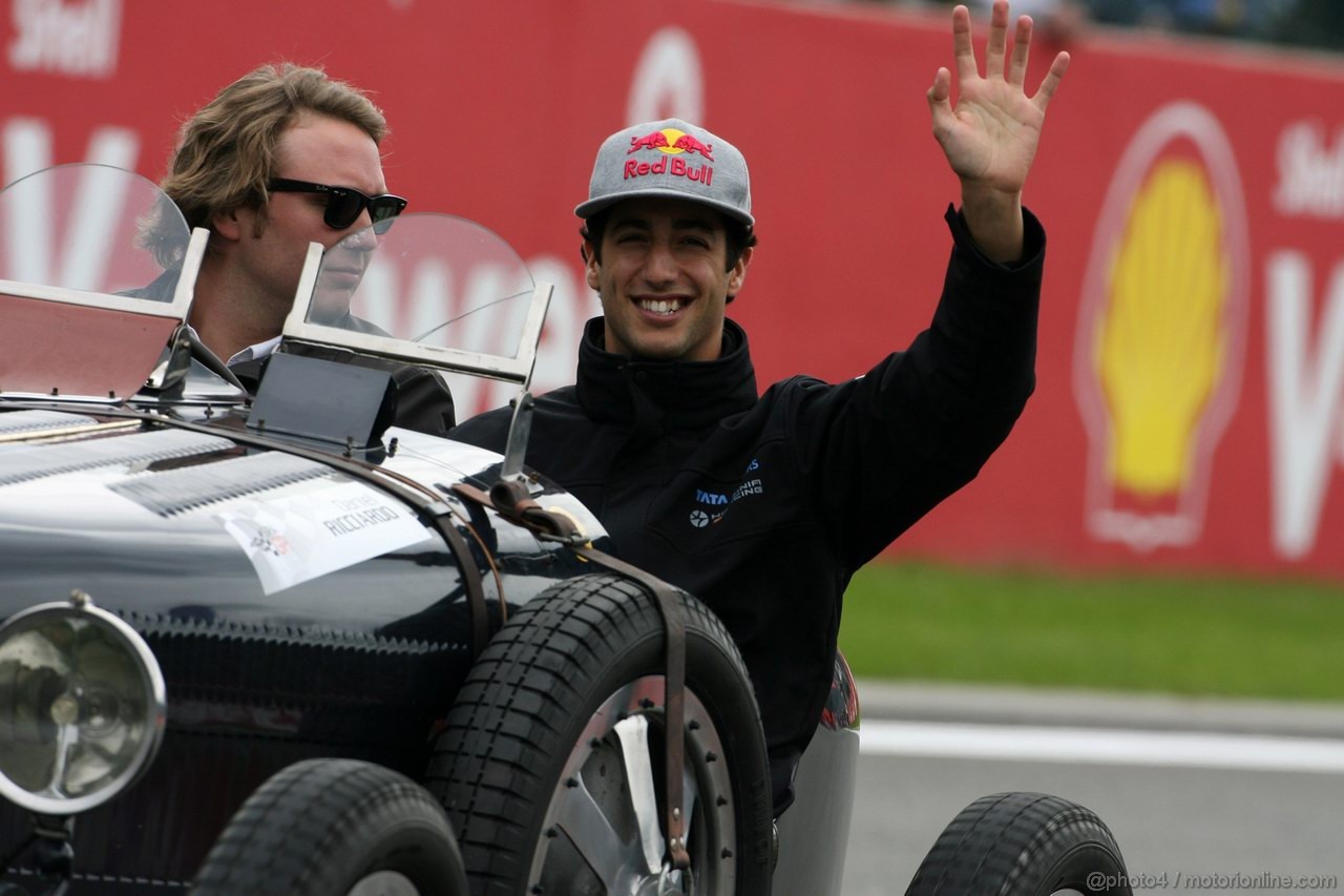GP BELGIO, 28.08.2011- Daniel Ricciardo (AUS), HRT Formula One Team at drivers parade  