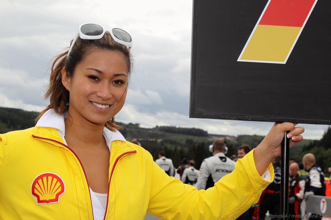 GP BELGIO, 28.08.2011- Gara, grid girl, pitbabes