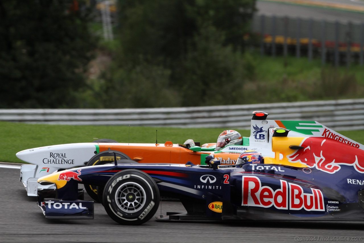GP BELGIO, 28.08.2011- Gara, Adrian Sutil (GER), Force India F1 Team, VJM04 e Mark Webber (AUS), Red Bull Racing, RB7 