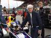 GP BELGIO, 28.08.2011- Gara, Bernie Ecclestone (GBR), President e CEO of Formula One Management  e Sebastian Vettel (GER), Red Bull Racing, RB7 
