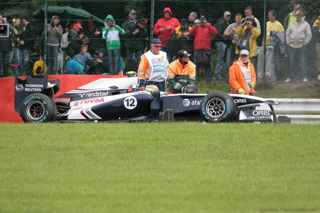 GP BELGIO, 27.08.2011- Qualifiche, Crash, Pastor Maldonado (VEN), Williams FW33 