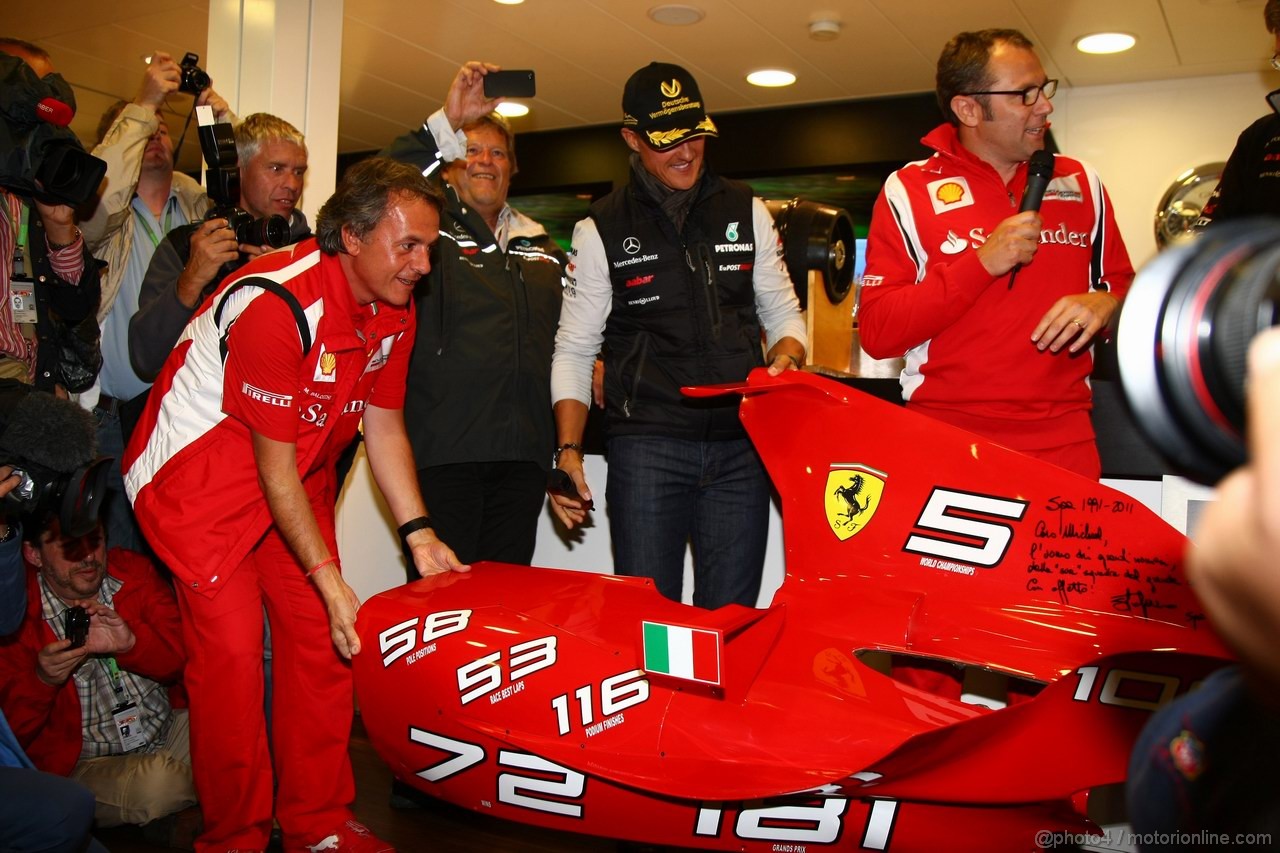 GP BELGIO, 27.08.2011- Michael Schumacher (GER), Mercedes GP Petronas F1 Team celebrates his first F1 drive at Spa 20 years ago with Stefano Domenicali (ITA), Team Principal 