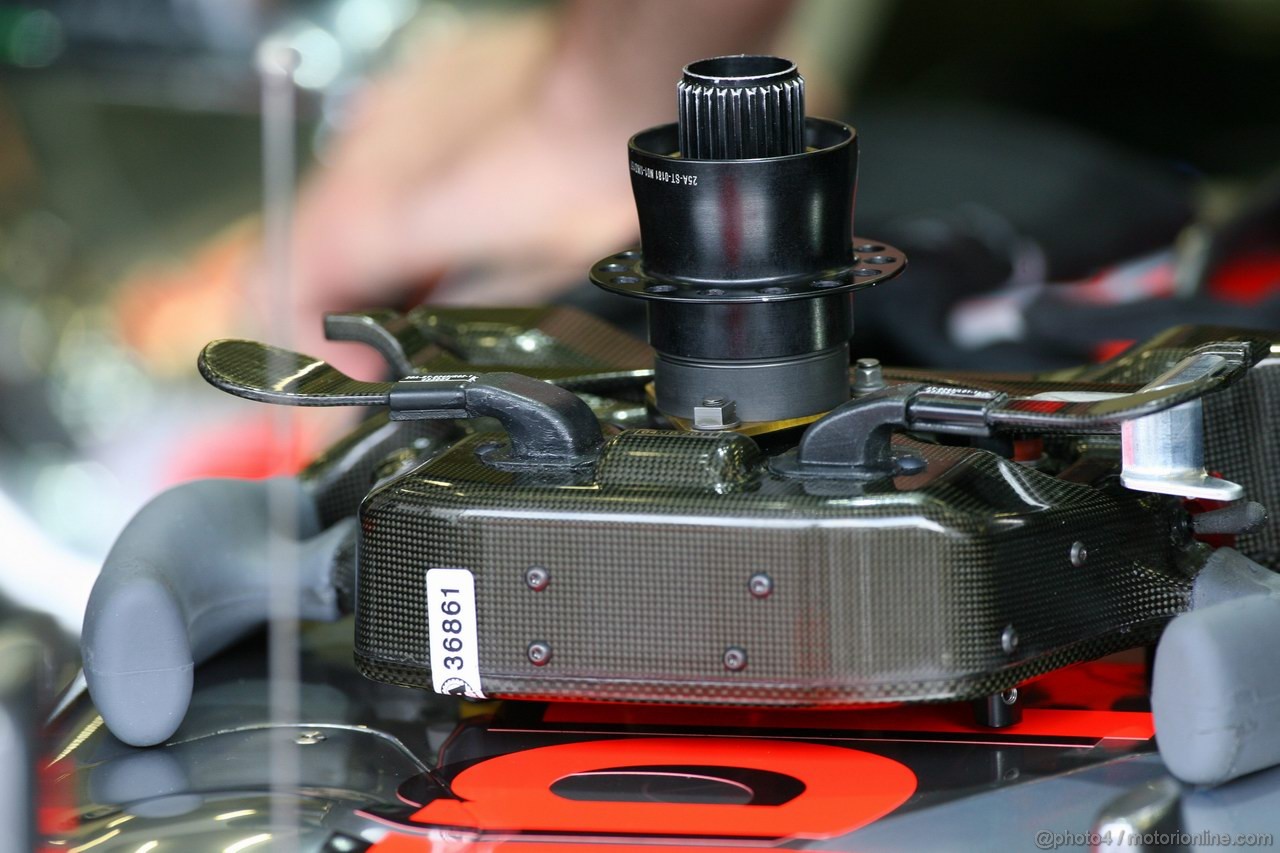 GP BELGIO, 26.08.2011- Prove Libere 1, Venerdi', Steering wheel of Jenson Button (GBR), McLaren  Mercedes, MP4-26 