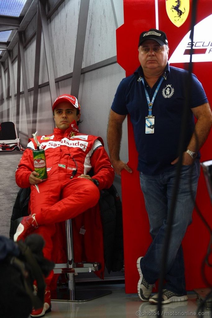 GP BELGIO, 26.08.2011- Prove Libere 1, Venerdi', Felipe Massa (BRA), Ferrari, F-150 Italia e his father Luis Antonio Massa (BRA), father of Felipe Massa (BRA) 