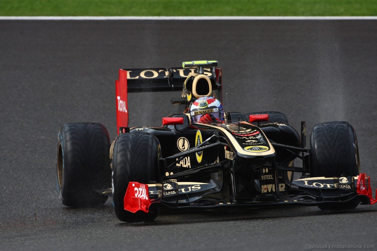 GP BELGIO, 26.08.2011- Prove Libere 1, Venerdi', Vitaly Petrov (RUS), Lotus Renault GP, R31 