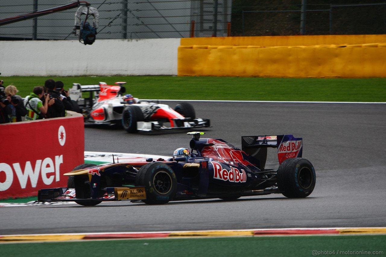 GP BELGIO, 26.08.2011- Prove Libere 1, Venerdi', Jaime Alguersuari (SPA), Scuderia Toro Rosso, STR6 e Daniel Ricciardo (AUS), HRT Formula One Team 