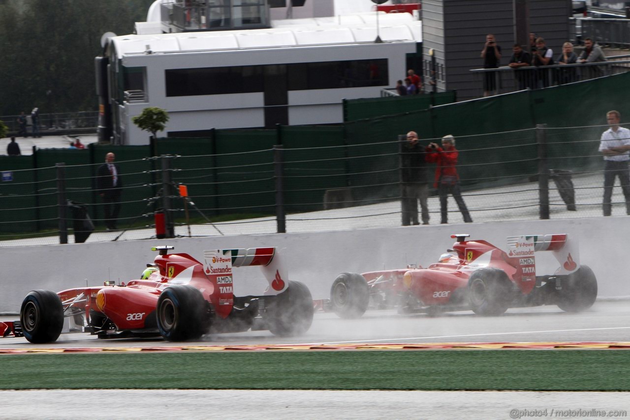 GP BELGIO, 26.08.2011- Prove Libere 1, Venerdi', Felipe Massa (BRA), Ferrari, F-150 Italia e Fernando Alonso (ESP), Ferrari, F-150 Italia 