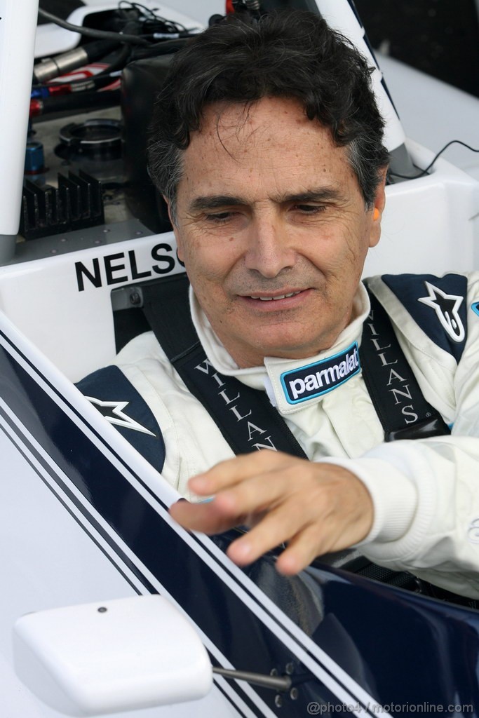 GP BRASILE, 27.11.2011- Nelson Piquet (BRA) with his 1981 championship winning Brabham BT49C