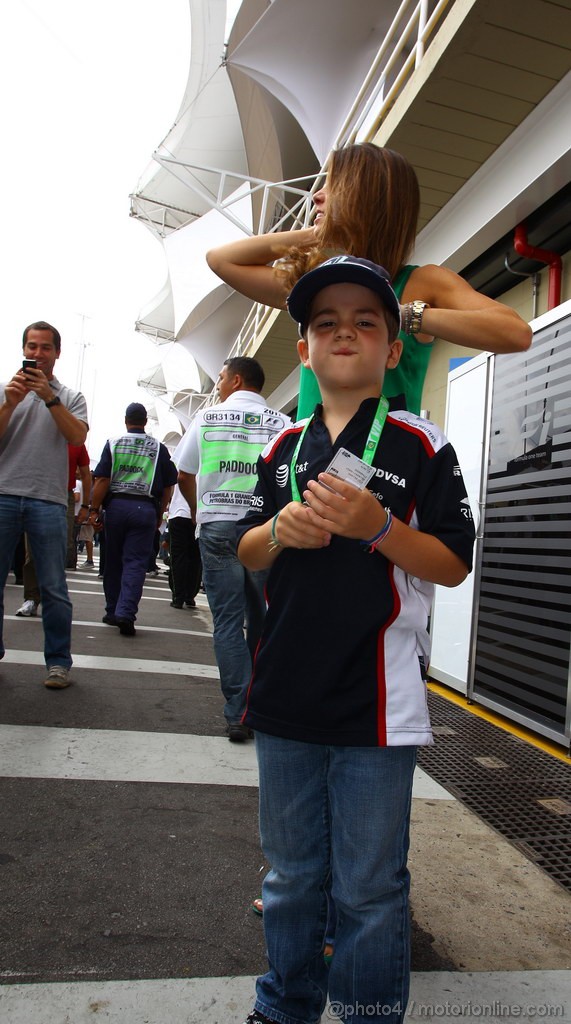 GP BRASILE, 27.11.2011- Fernando, son of Rubens Barrichello (BRA), Williams FW33 