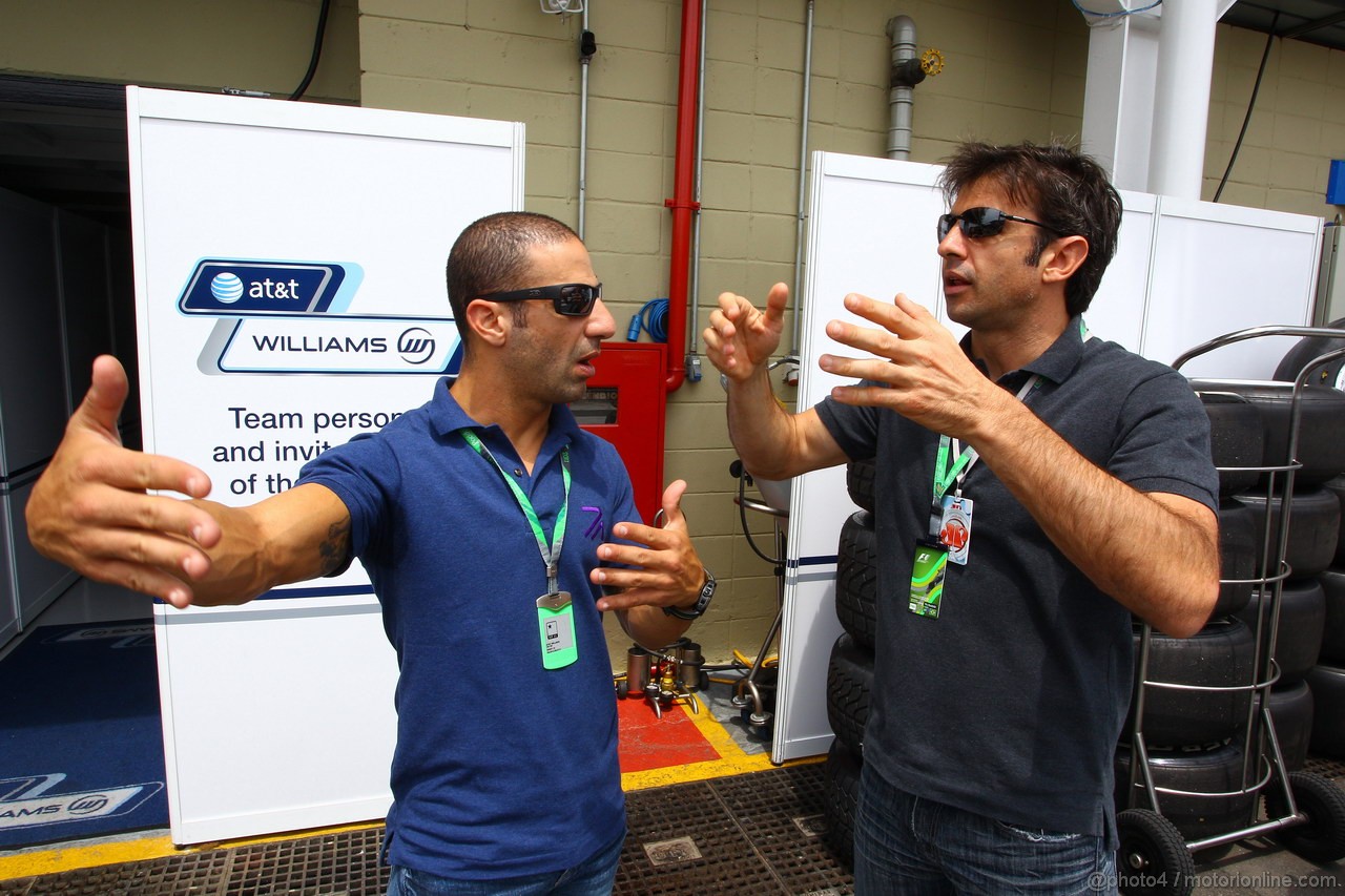 GP BRASILE, 27.11.2011- Tony Kanaan e Christian Fittipaldi
