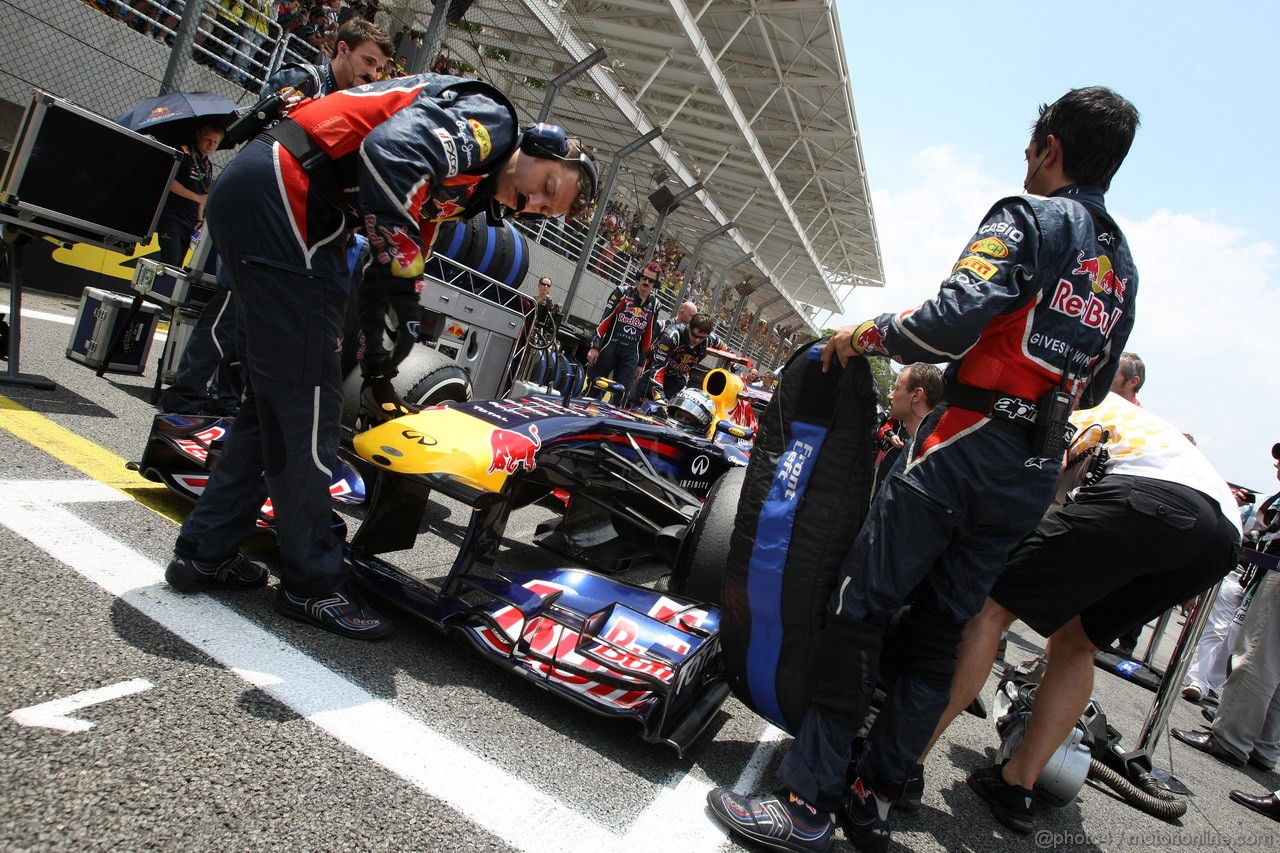GP BRASILE, 27.11.2011- Gara, Sebastian Vettel (GER), Red Bull Racing, RB7 