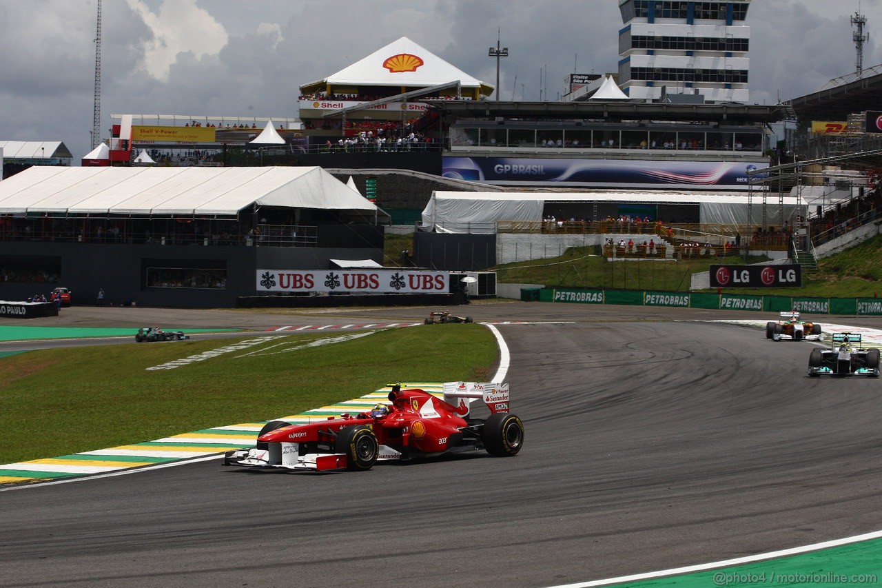 GP BRASILE, 27.11.2011- Gara, Felipe Massa (BRA), Ferrari, F-150 Italia 