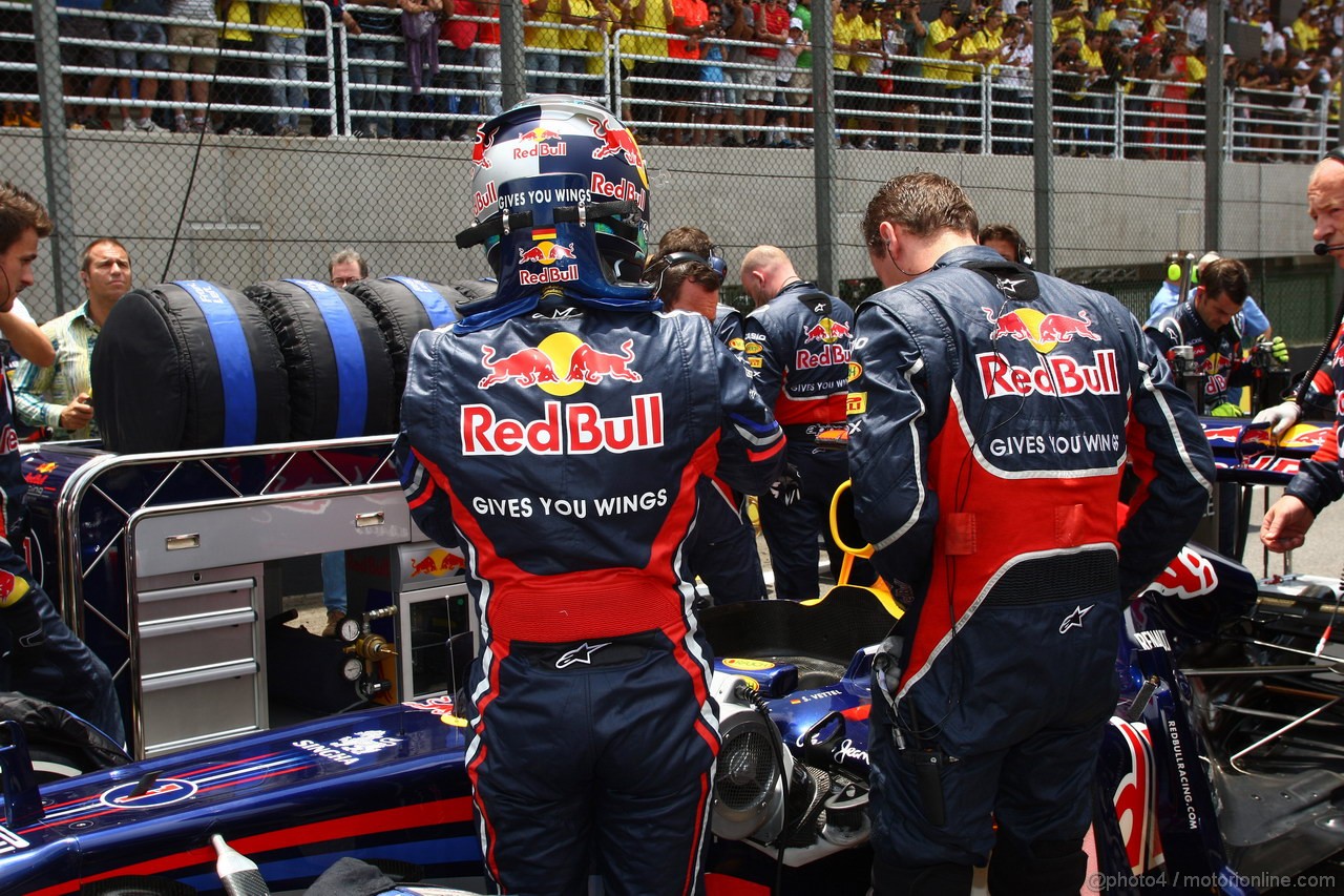 GP BRASILE, 27.11.2011- Gara, Sebastian Vettel (GER), Red Bull Racing, RB7 