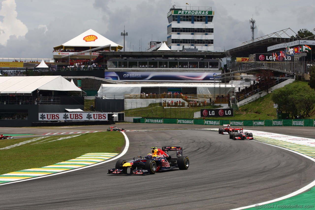 GP BRASILE, 27.11.2011- Gara, Mark Webber (AUS), Red Bull Racing, RB7 