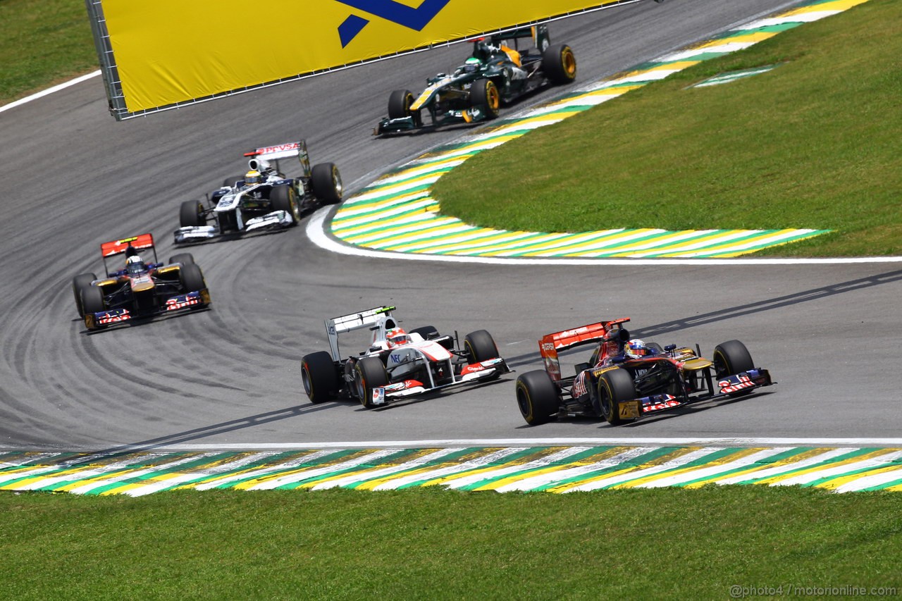 GP BRASILE, 27.11.2011- Gara, Sbastien Buemi (SUI), Scuderia Toro Rosso, STR6 
