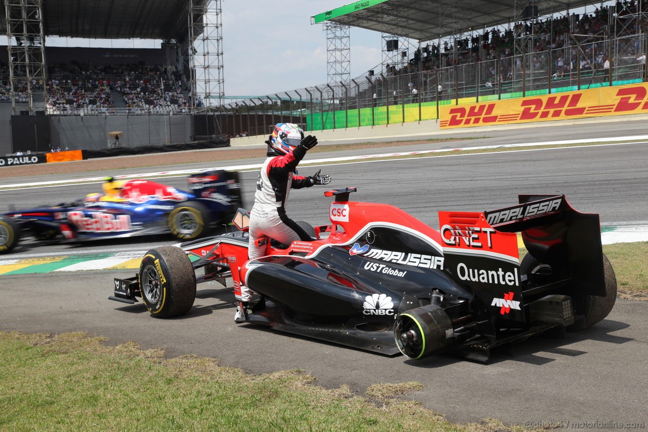 GP BRASILE, 27.11.2011- Gara, Timo Glock (GER), Marussia Virgin Racing VR-02 retires from the race 