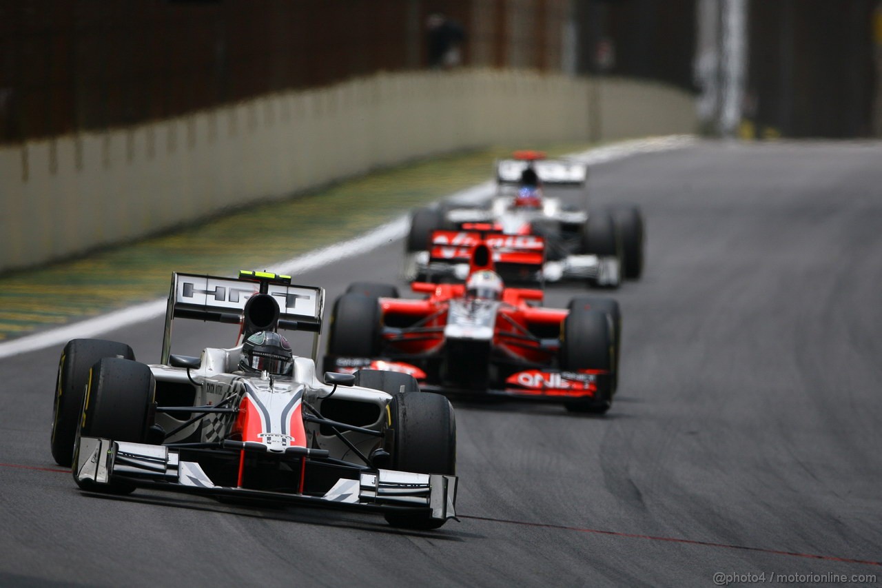 GP BRASILE, 27.11.2011- Gara, Vitantonio Liuzzi (ITA), HRT Formula One Team 