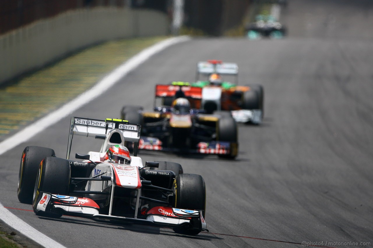 GP BRASILE, 27.11.2011- Gara, Sergio Prez (MEX), Sauber F1 Team C30 