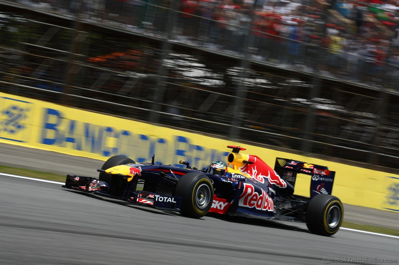 GP BRASILE, 27.11.2011- Gara, Sebastian Vettel (GER), Red Bull Racing, RB7 