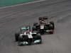 GP BRASILE, 27.11.2011- Gara, Crash, Michael Schumacher (GER), Mercedes GP Petronas F1 Team, MGP W02 e Bruno Senna (BRA), Lotus Renault GP R31 