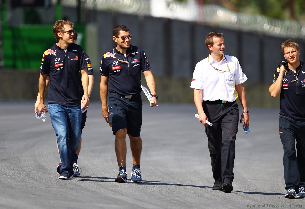 GP BRASILE, 24.11.2011- Sebastian Vettel (GER), Red Bull Racing, RB7 