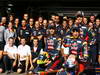 GP BRASILE, 24.11.2011- Team Picture, Sbastien Buemi (SUI), Scuderia Toro Rosso, STR6 e Jaime Alguersuari (SPA), Scuderia Toro Rosso, STR6 