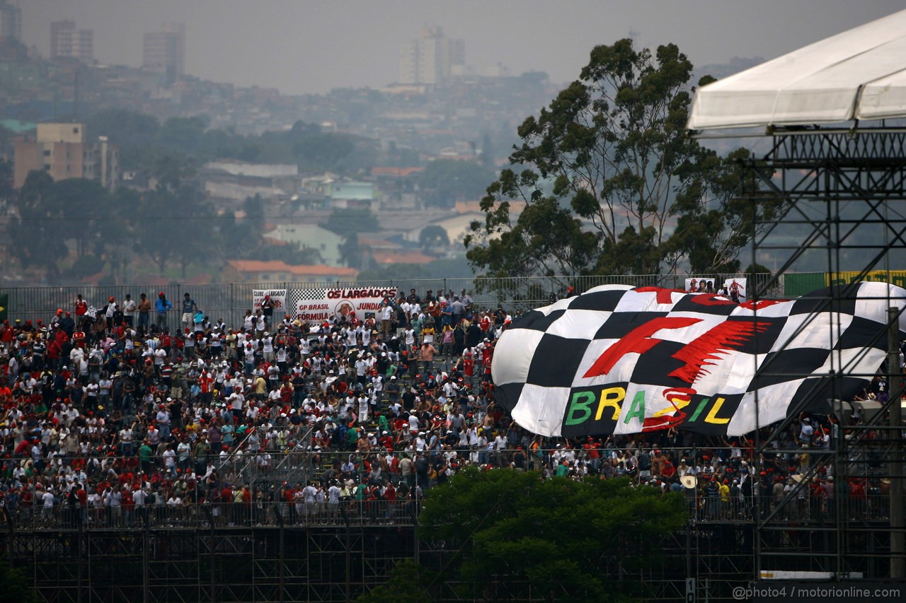 GP BRASILE, 26.11.2011- Qualifiche, Fans