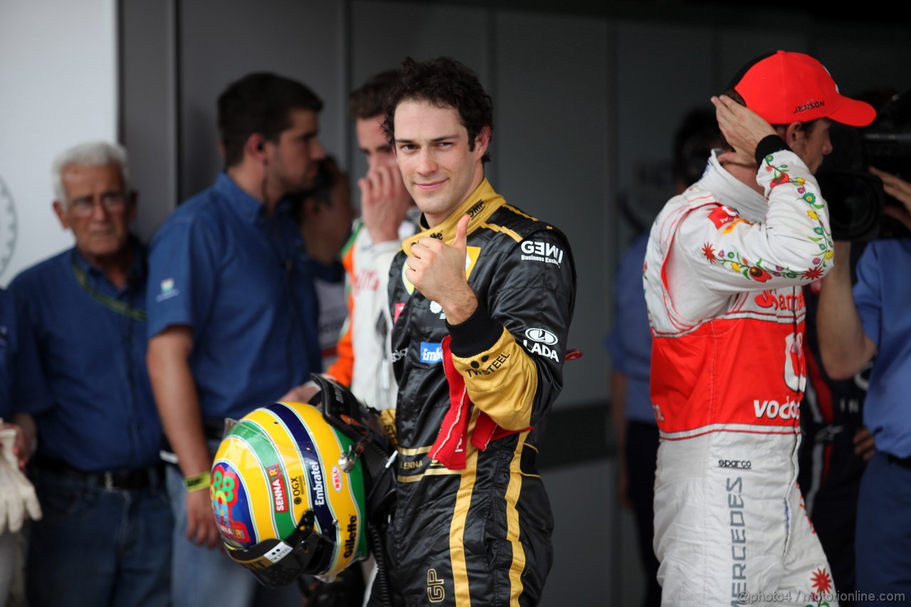 GP BRASILE, 26.11.2011- Qualifiche, Bruno Senna (BRA), Lotus Renault GP R31 e Jenson Button (GBR), McLaren  Mercedes, MP4-26 