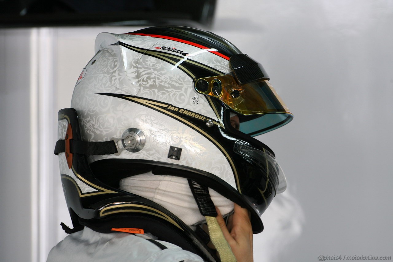 GP BRASILE, 25.11.2011- Prove Libere 1, Venerdi', Jan Charouz (CZE) Test Driver, HRT Formula One Team  