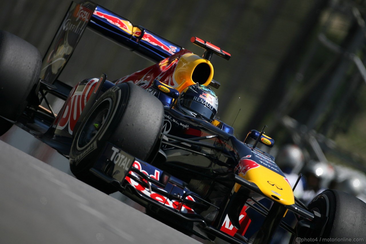 GP BRASILE, 25.11.2011- Prove Libere 1, Venerdi', Sebastian Vettel (GER), Red Bull Racing, RB7 