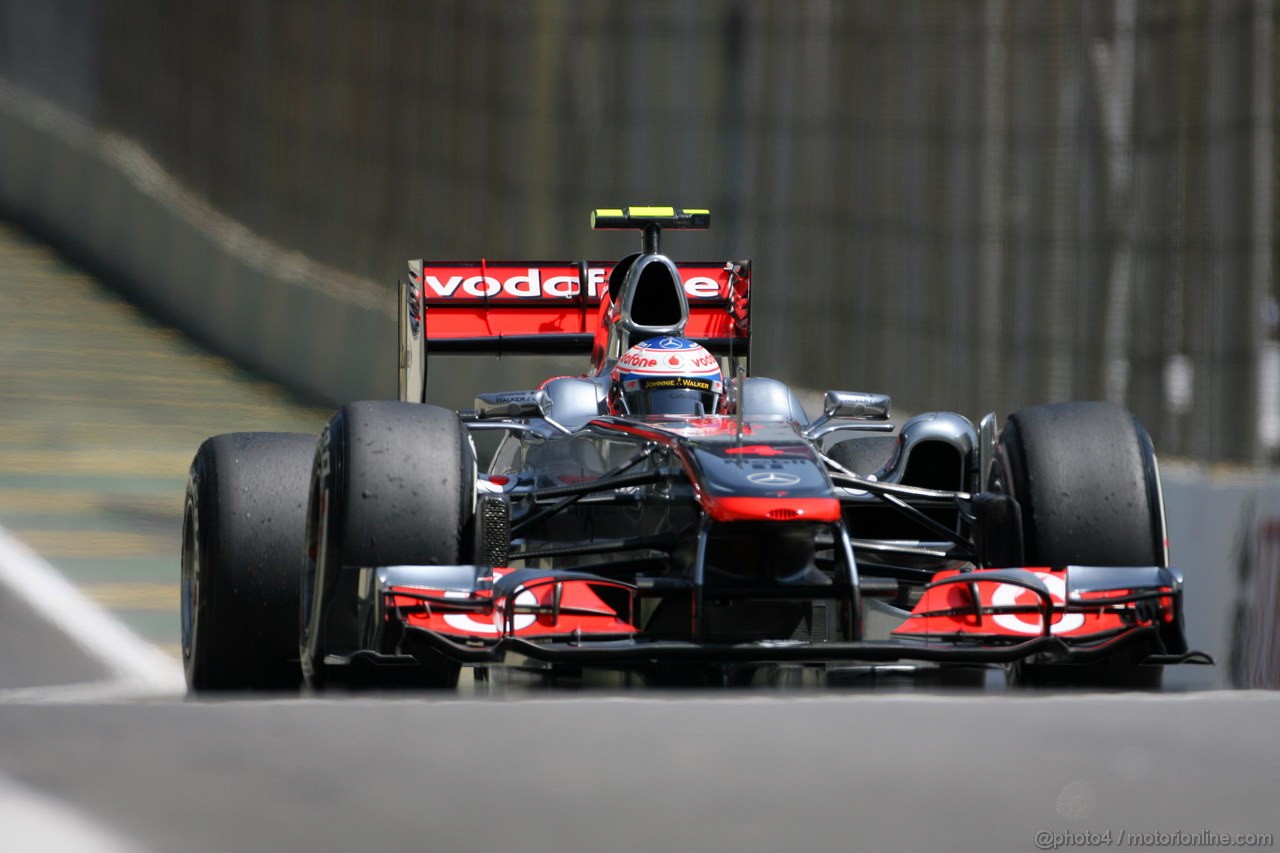 GP BRASILE, 25.11.2011- Prove Libere 1, Venerdi', Jenson Button (GBR), McLaren  Mercedes, MP4-26 