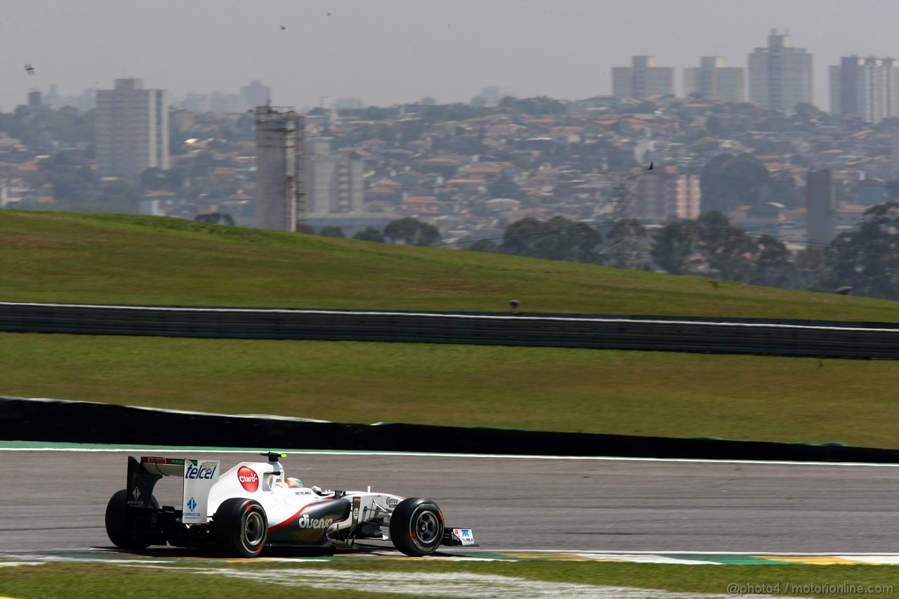 GP BRASILE, 25.11.2011- Prove Libere 1, Venerdi', Sergio Prez (MEX), Sauber F1 Team C30 