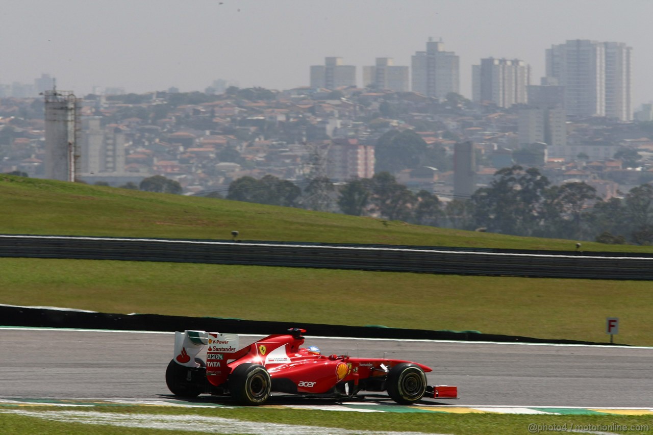 GP BRASILE, 25.11.2011- Prove Libere 1, Venerdi', Fernando Alonso (ESP), Ferrari, F-150 Italia 