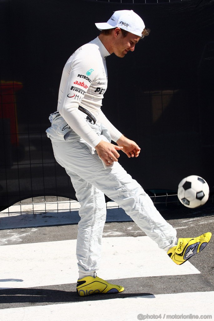 GP BRASILE, 25.11.2011- Prove Libere 1, Venerdi', Nico Rosberg (GER), Mercedes GP Petronas F1 Team, MGP W02 